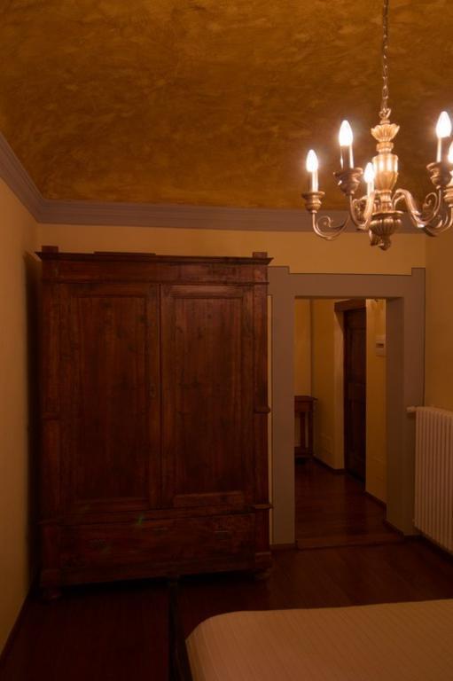 Locanda Guelfo Tredozio الغرفة الصورة